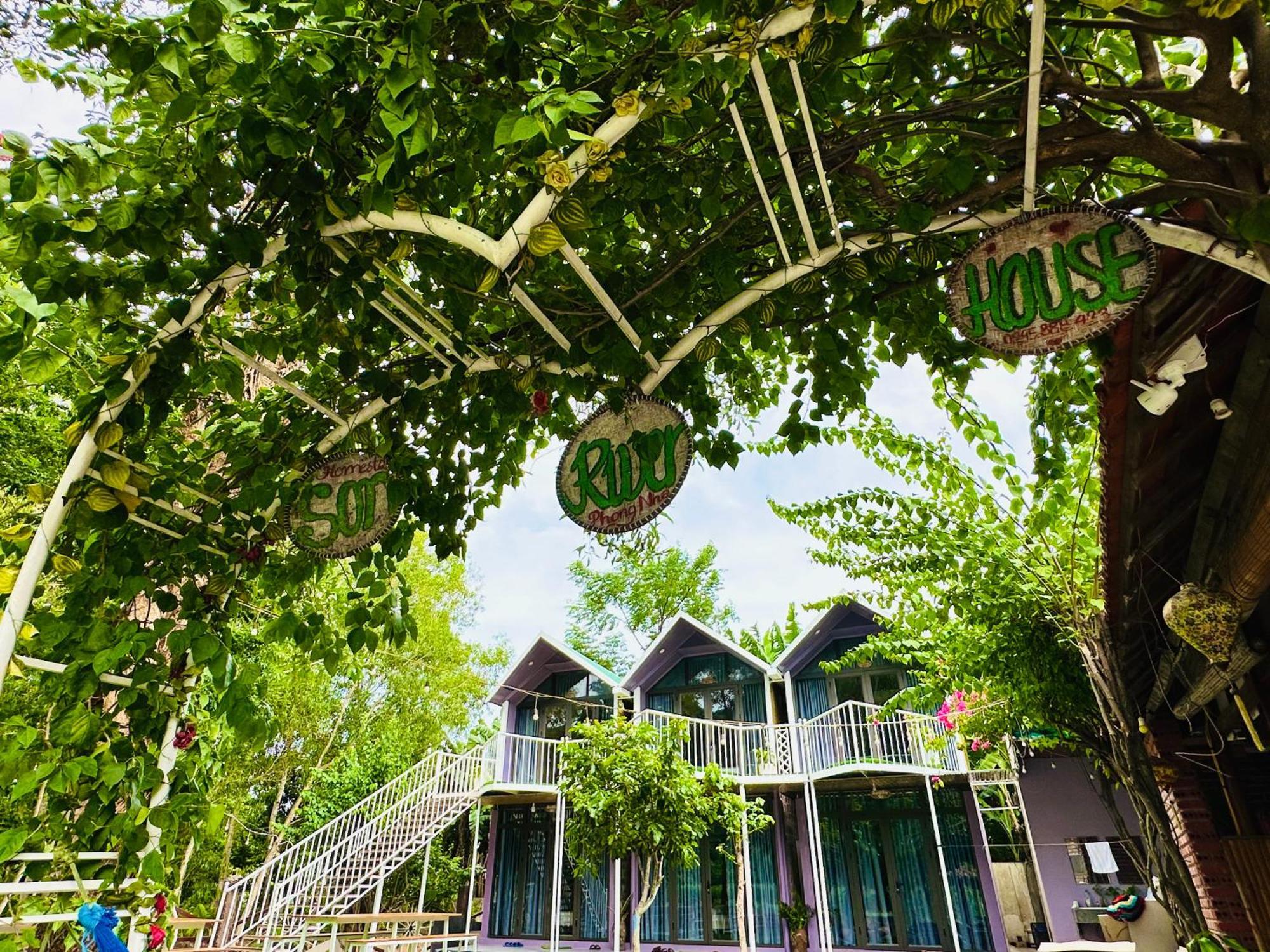 Son River House Phong Nha Kültér fotó
