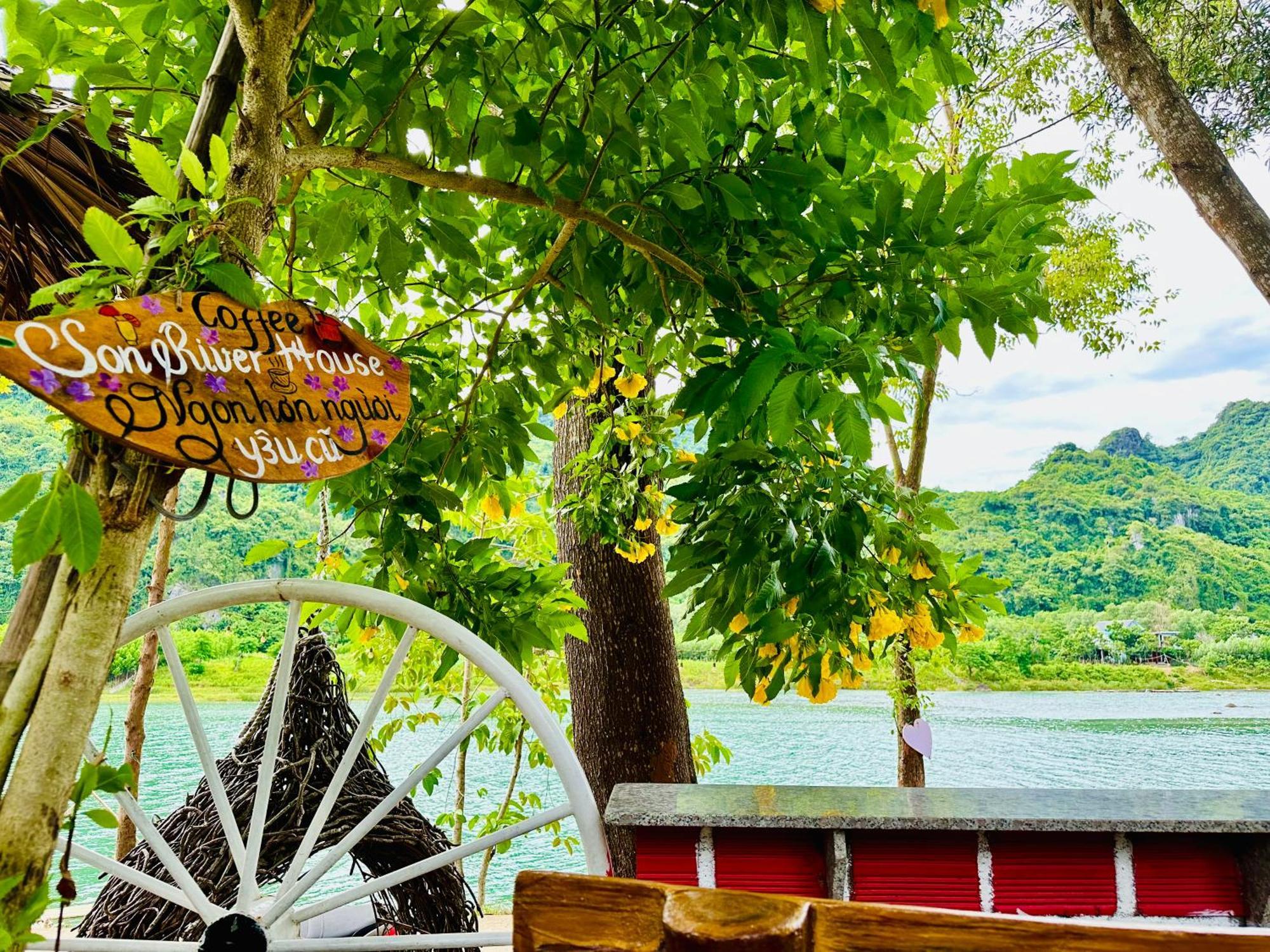 Son River House Phong Nha Kültér fotó
